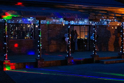 The Picks Barn Outback Veranda - Coloured Disco Light Decoration